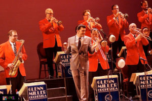 Moonlight Serenade | The Glenn Miller Orchestra LIVE!